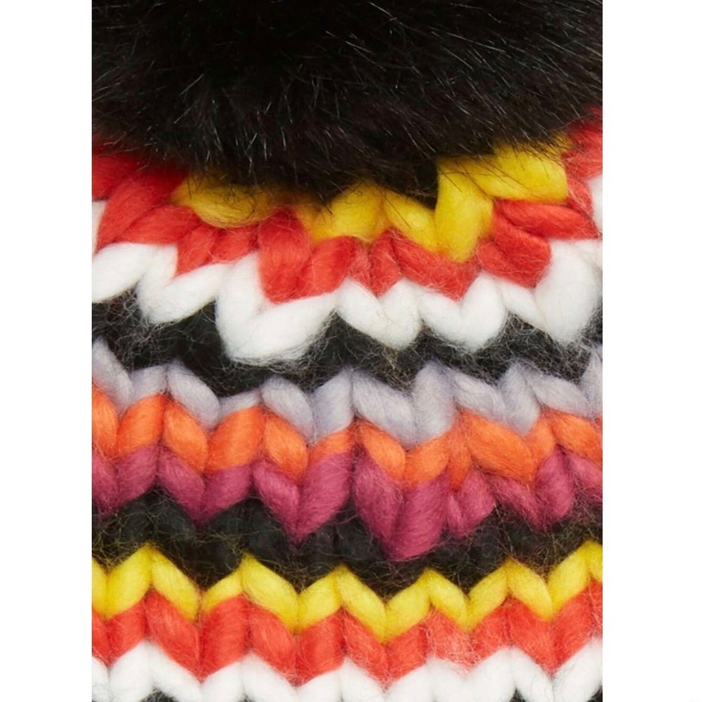 SET Trouvé Chunky Knit Beanie/Gloves NWT - Picture 2 of 4